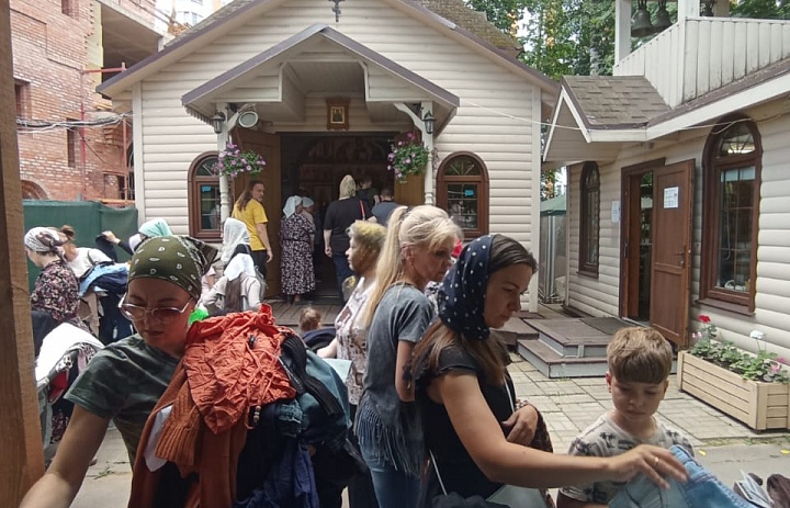 Помощь в подготовке к школе многодетным семьям при Храме Ксении Петербургской в Бескудникове